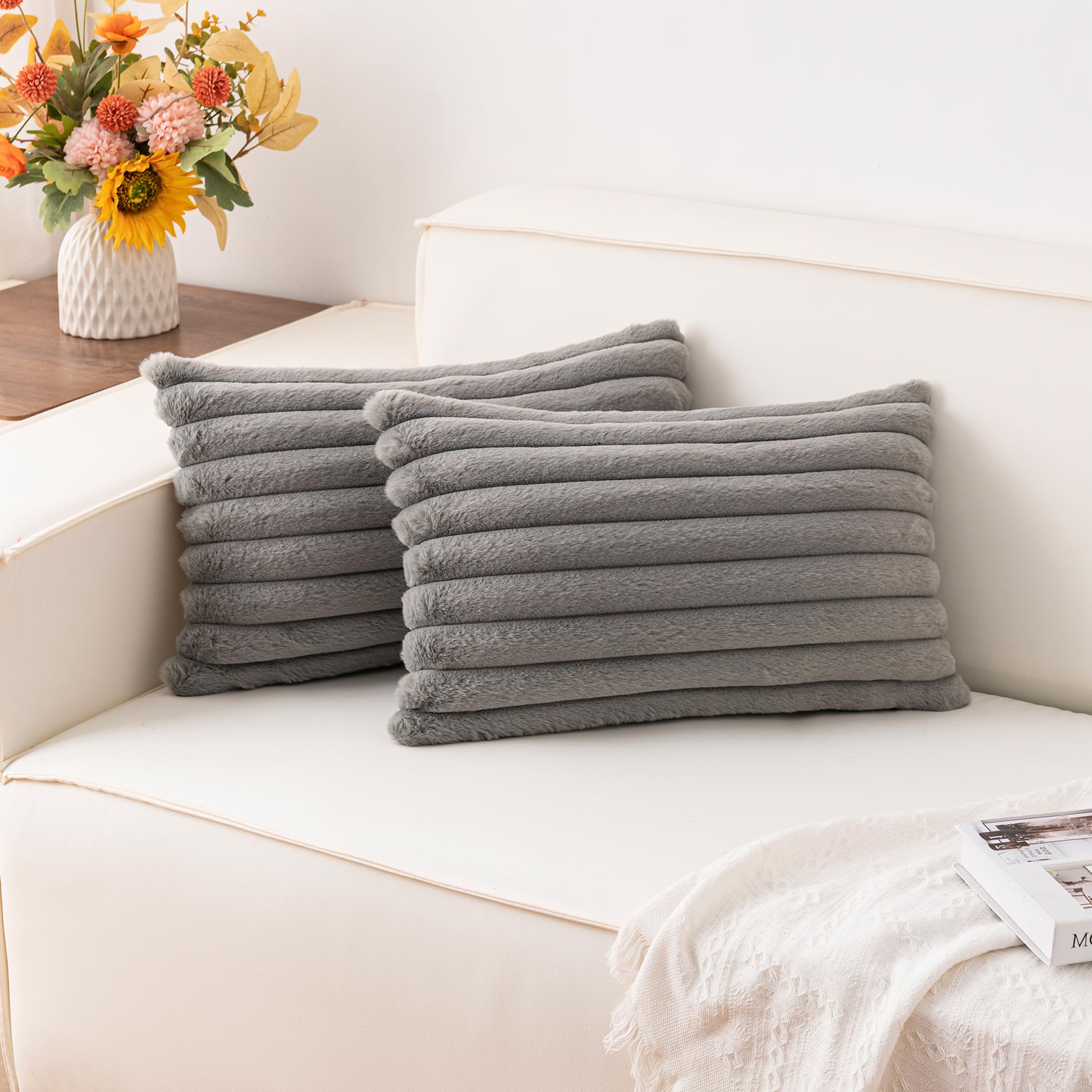 Aegero Pack of 2 Faux Fur Christmas Throw Pillow Covers 18x18 Inch, Soft Plush Striped Neutral Couch Pillow Cover, with Velvet Back Modern Home Decor for Sofa Living Room Couch Bed Cream White