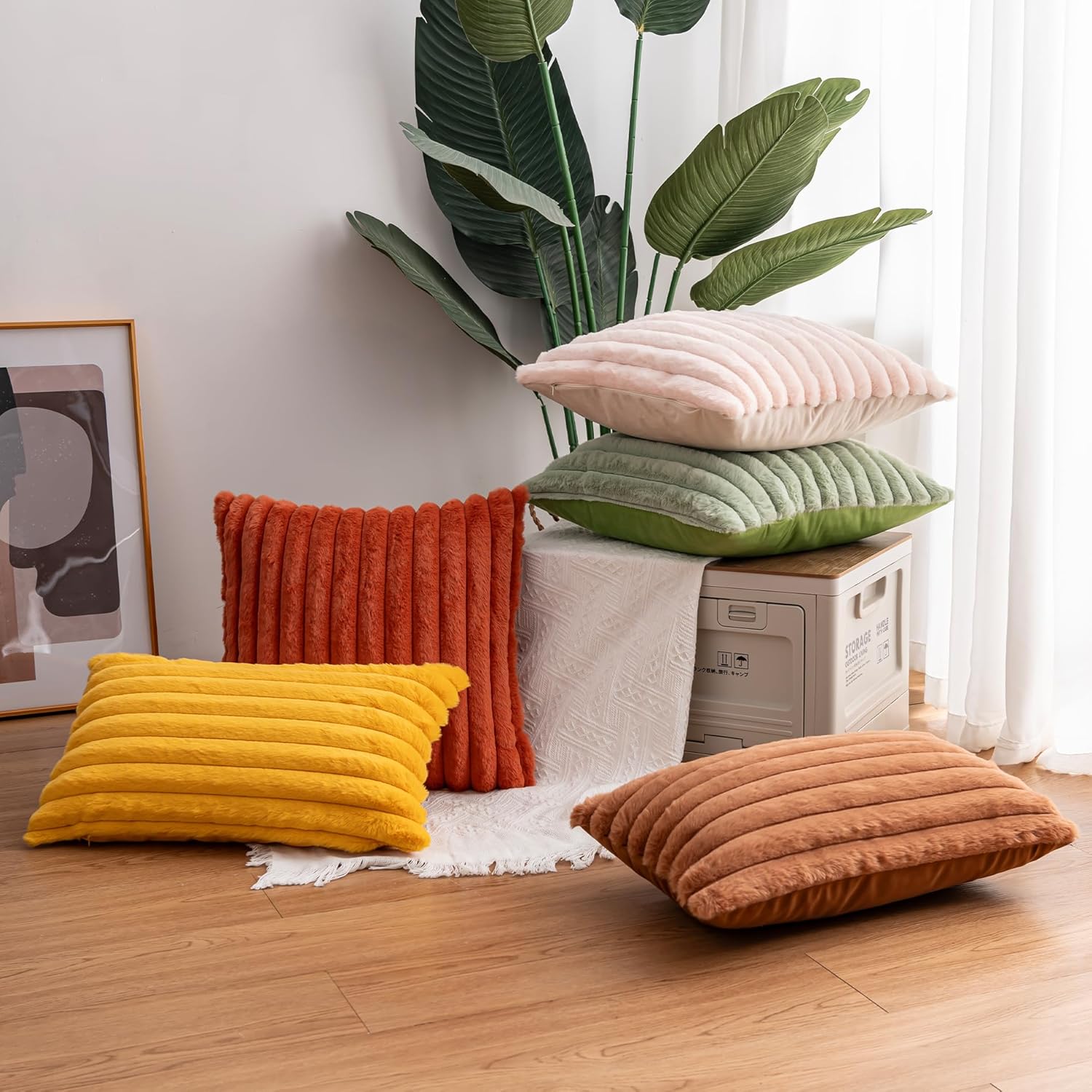 Aegero Pack of 2 Faux Fur Christmas Throw Pillow Covers 18x18 Inch, Soft Plush Striped Neutral Couch Pillow Cover, with Velvet Back Modern Home Decor for Sofa Living Room Couch Bed Cream White